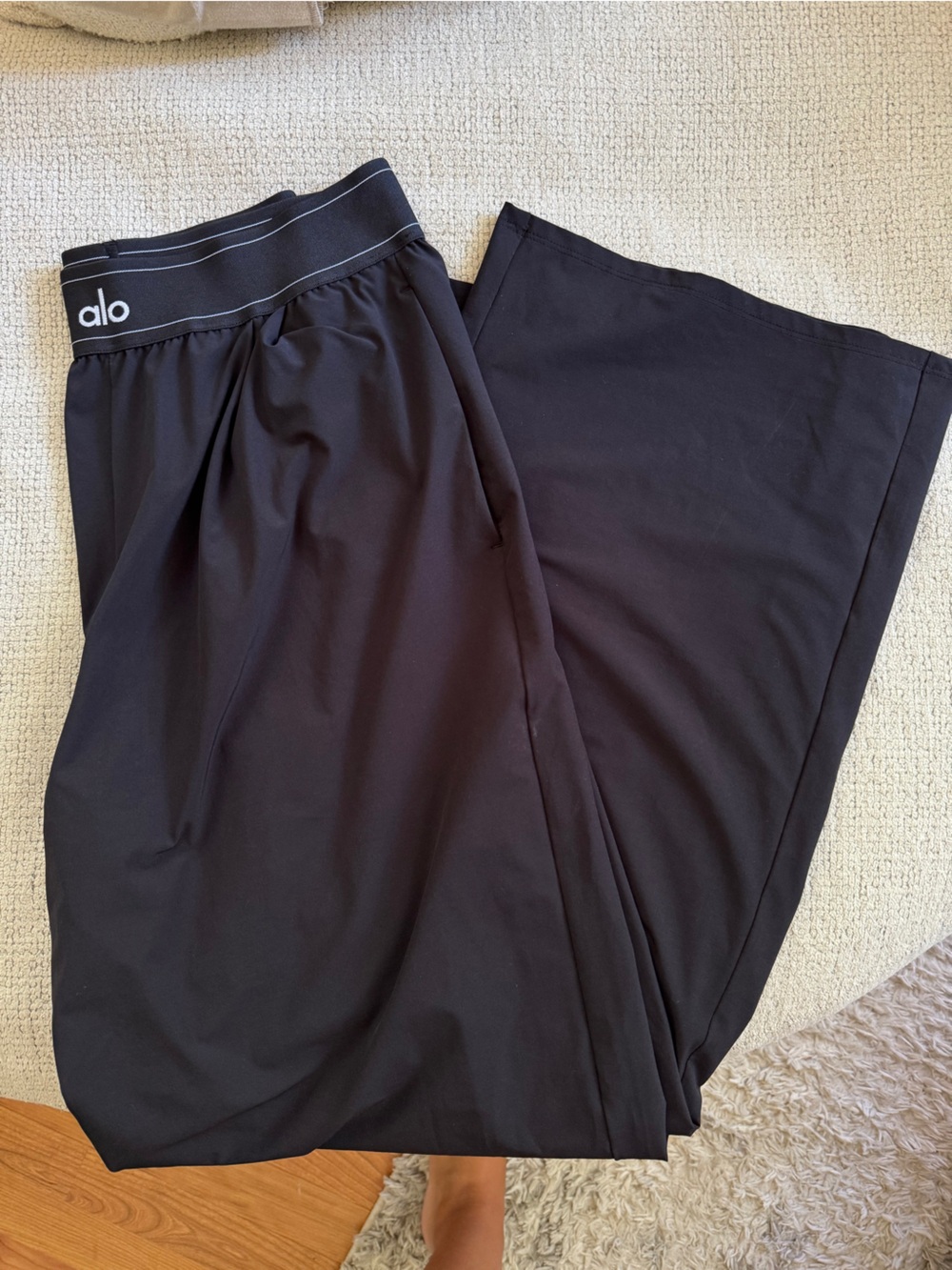 ALO Suit Up Trousers- Black